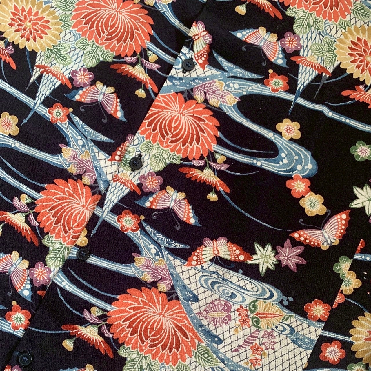 Unisex silk Kimono shirt, size L, upcycled