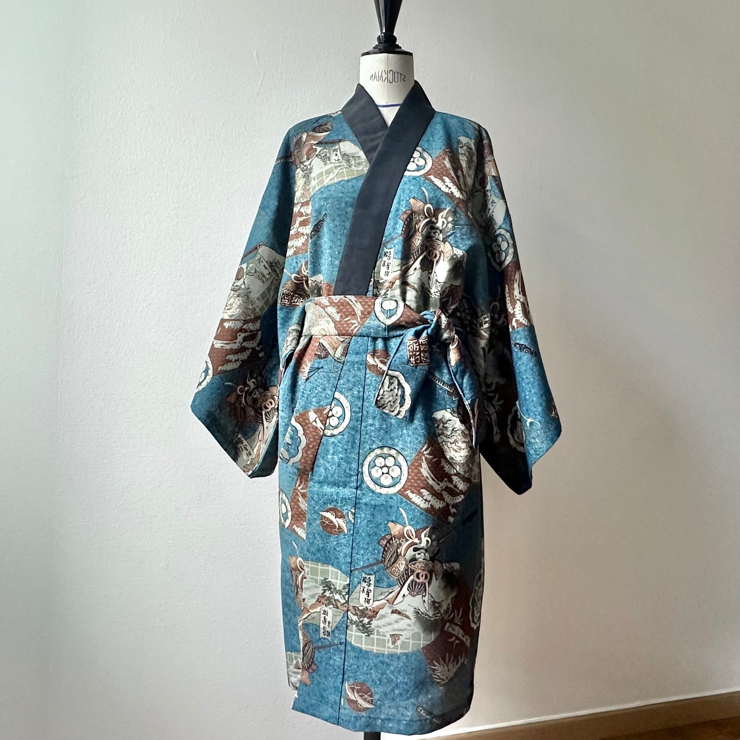 Shortened Kimono, Kimono long jacket, made of wool