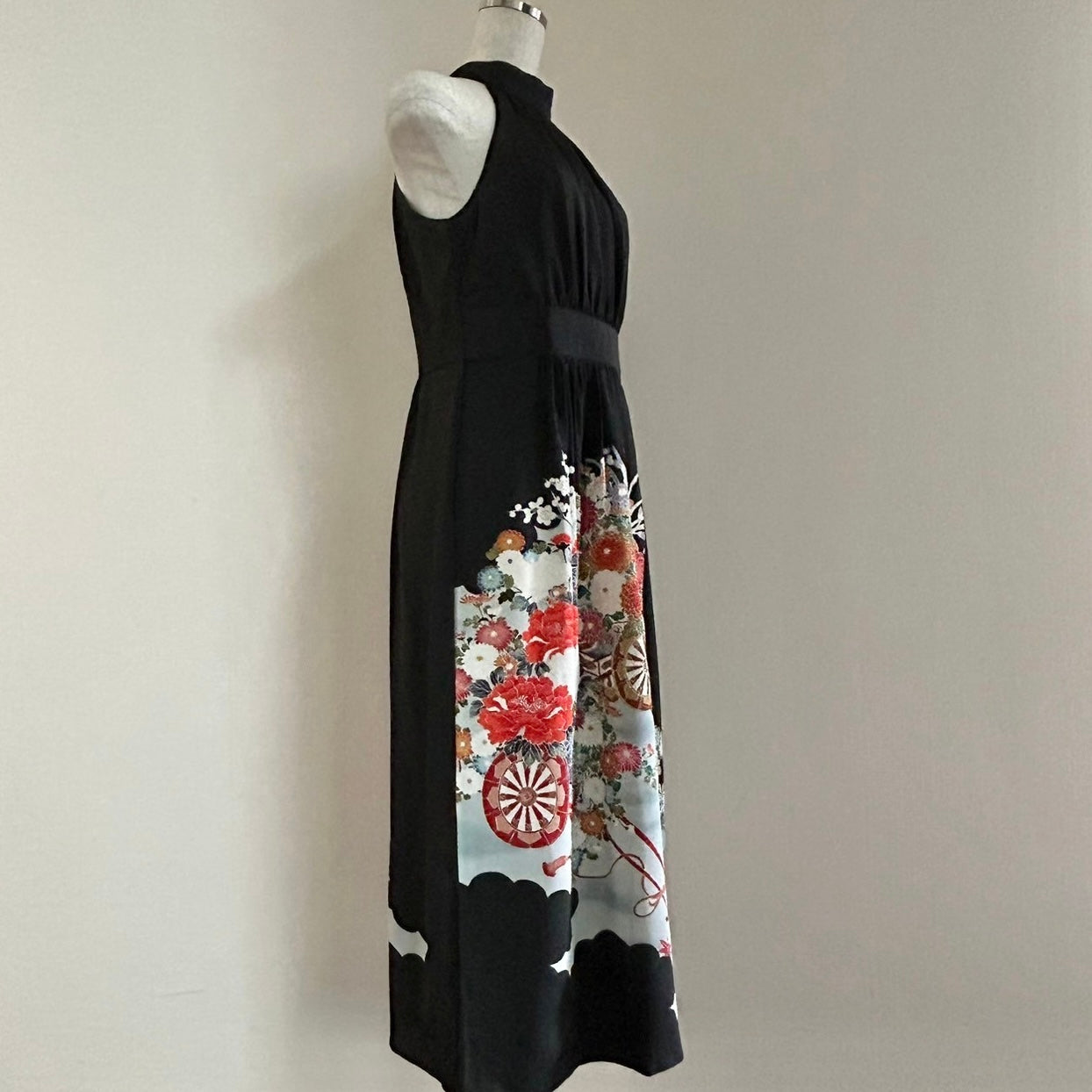 Kimono robe en soie, Tomesode, fabriquée à la main, upcyclée, #pre34