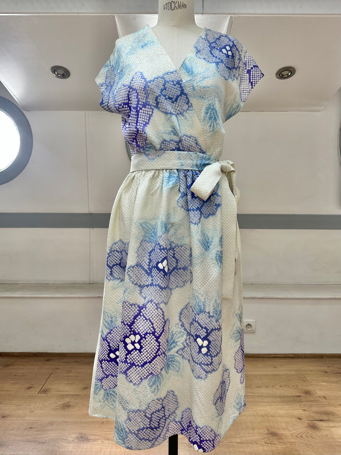 Silk Kimono dress, Furisode 振袖, Handcrafted, Upcyced #pre Furisode3