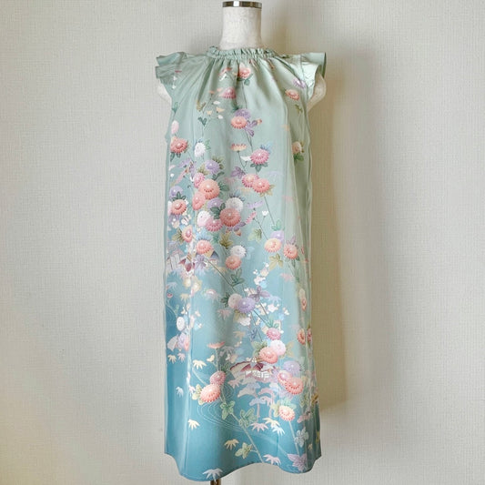 Silk Kimono dress, Houmongi 訪問着, Handcrafted, Hand-painted  flower motif, #pre62