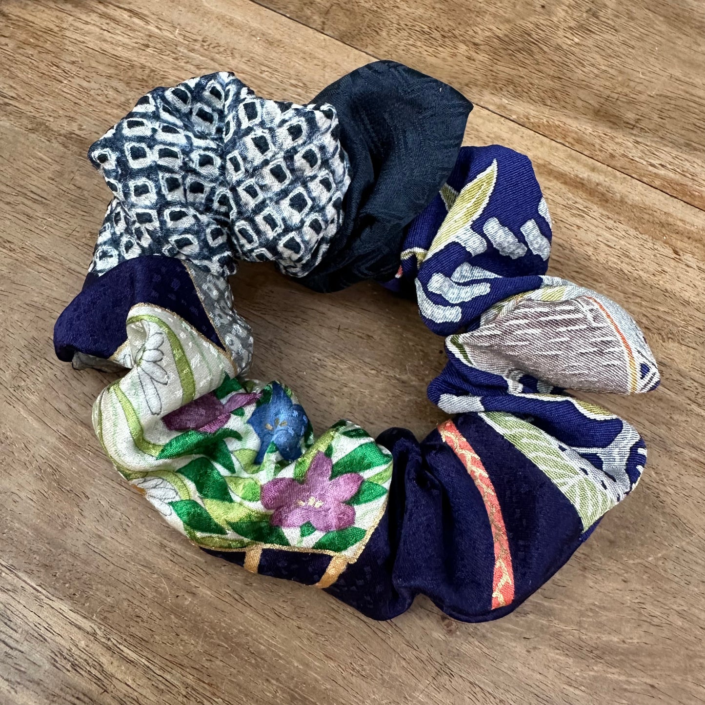 Set of scrunchie (multiple color)