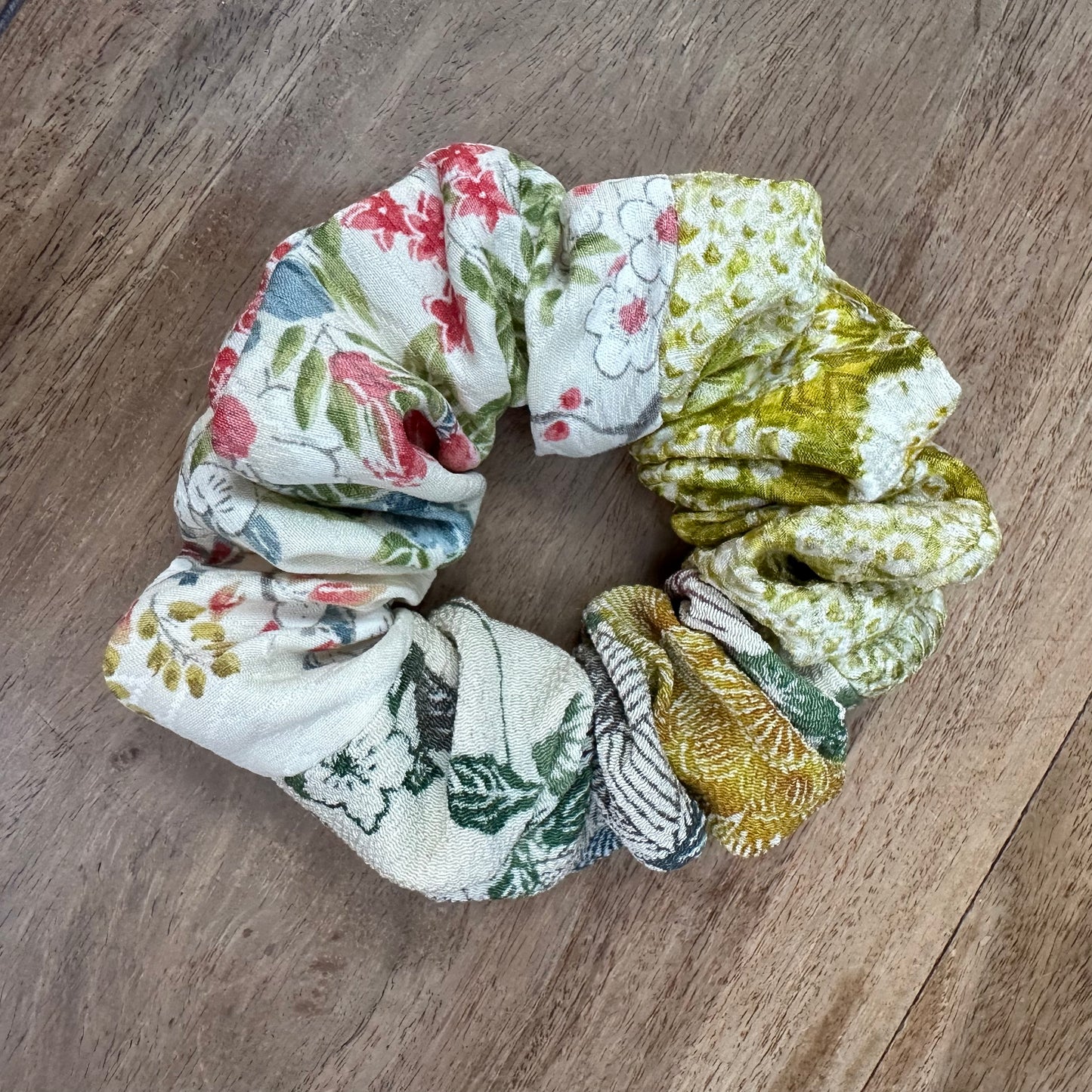 Set of scrunchie (multiple color)