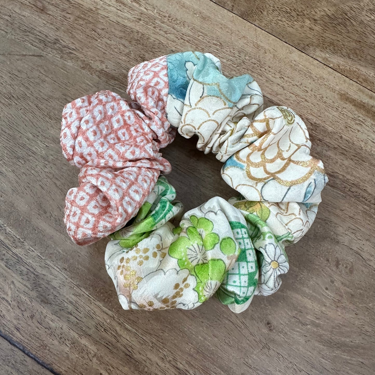 Set of scrunchie (multiple color)