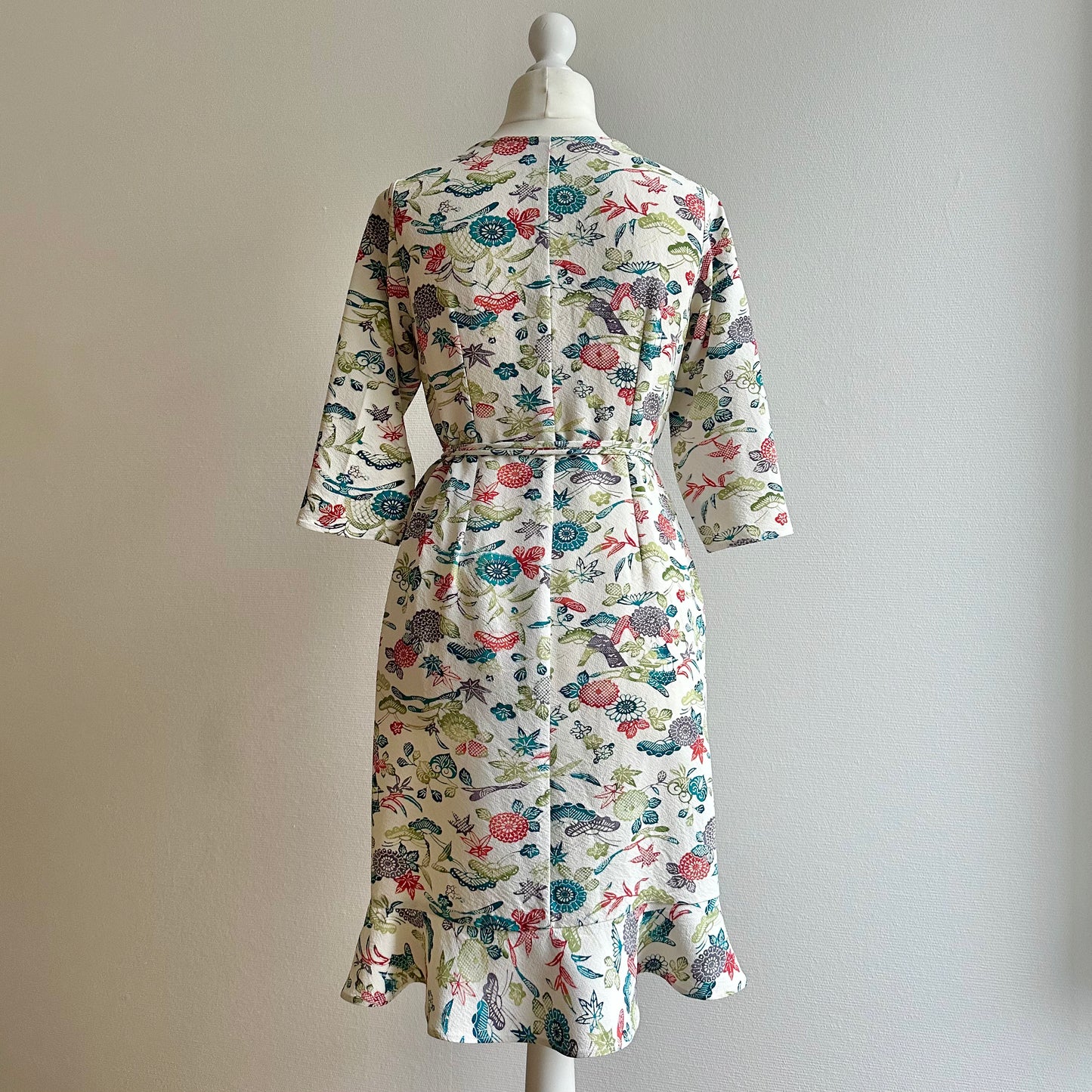 Kimono robe portefeuille en soie, Komon小紋, fabriquée à la main, upcyclée #pre5