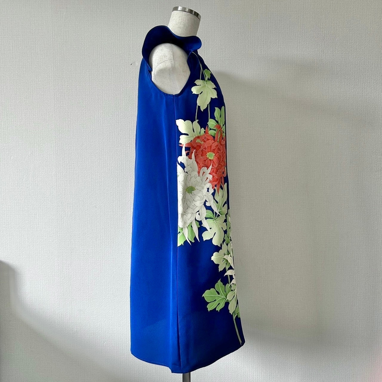Silk Kimono dress, Houmongi 訪問着, Handcrafted, Chrysanthemum motif 菊の花 #pre33