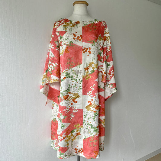 Kimono robe, komon 小紋, fabriquée à la main, recyclée