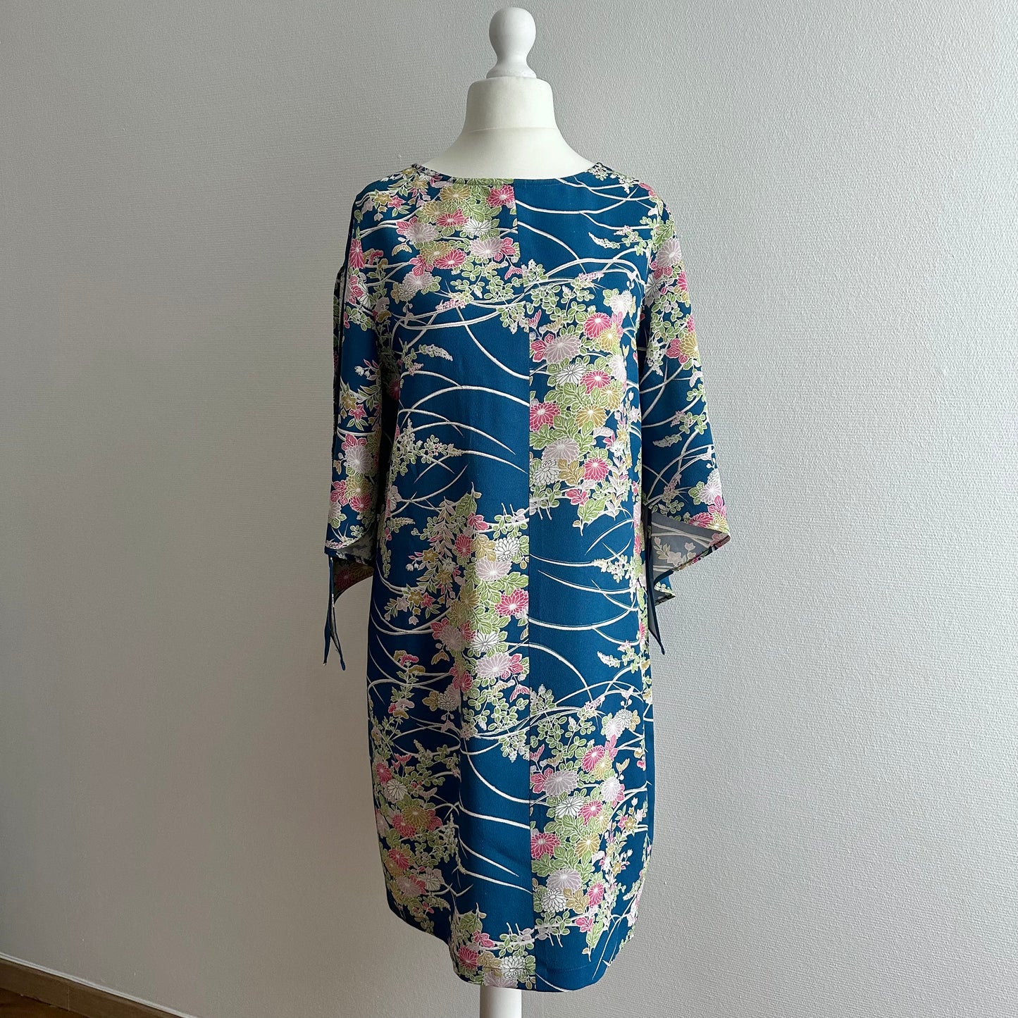 Kimono dress, komon 小紋, Handcrafted, Upcycled, #pre9