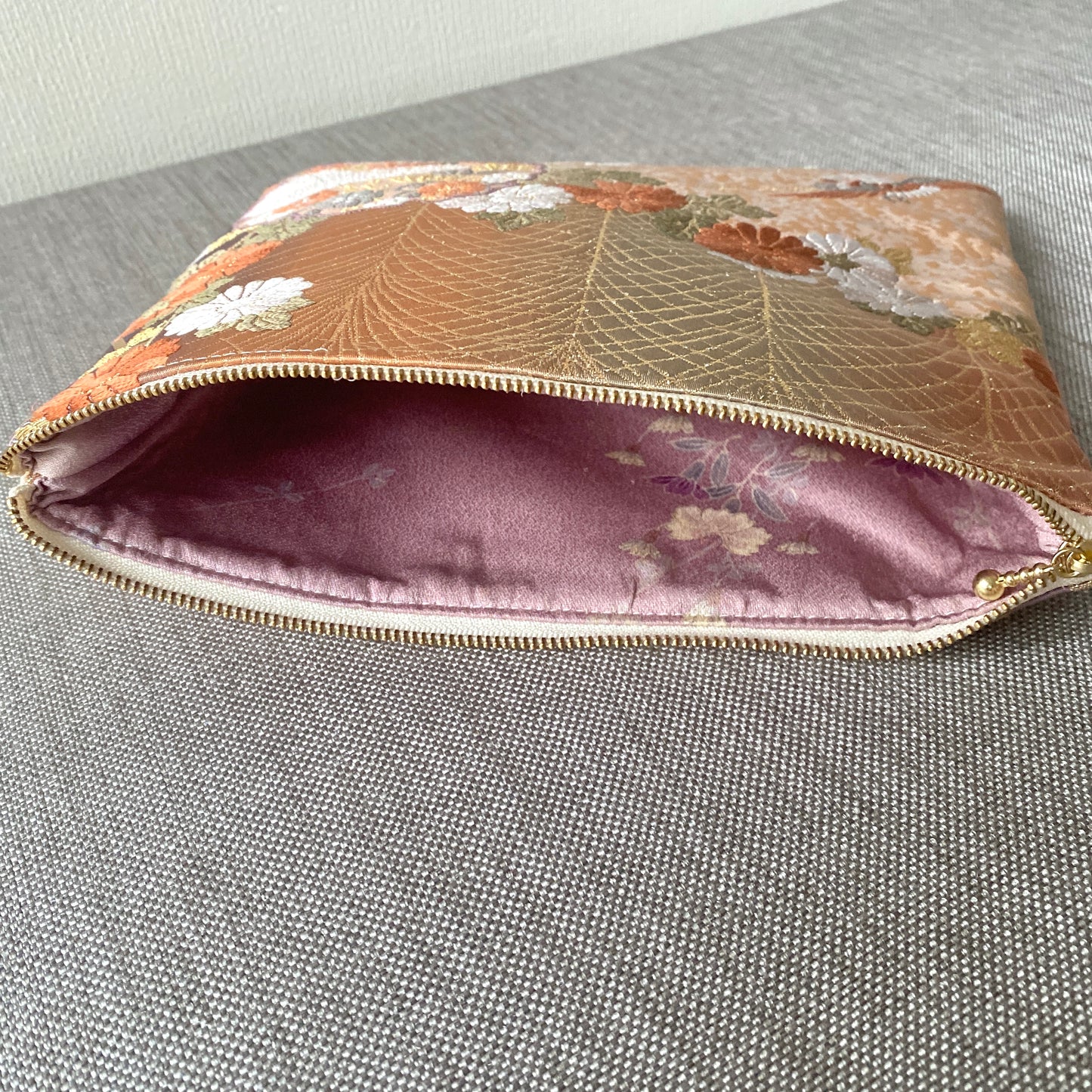 Flat silk Obi pouch, Medium size, Handcrafted, Upcycled