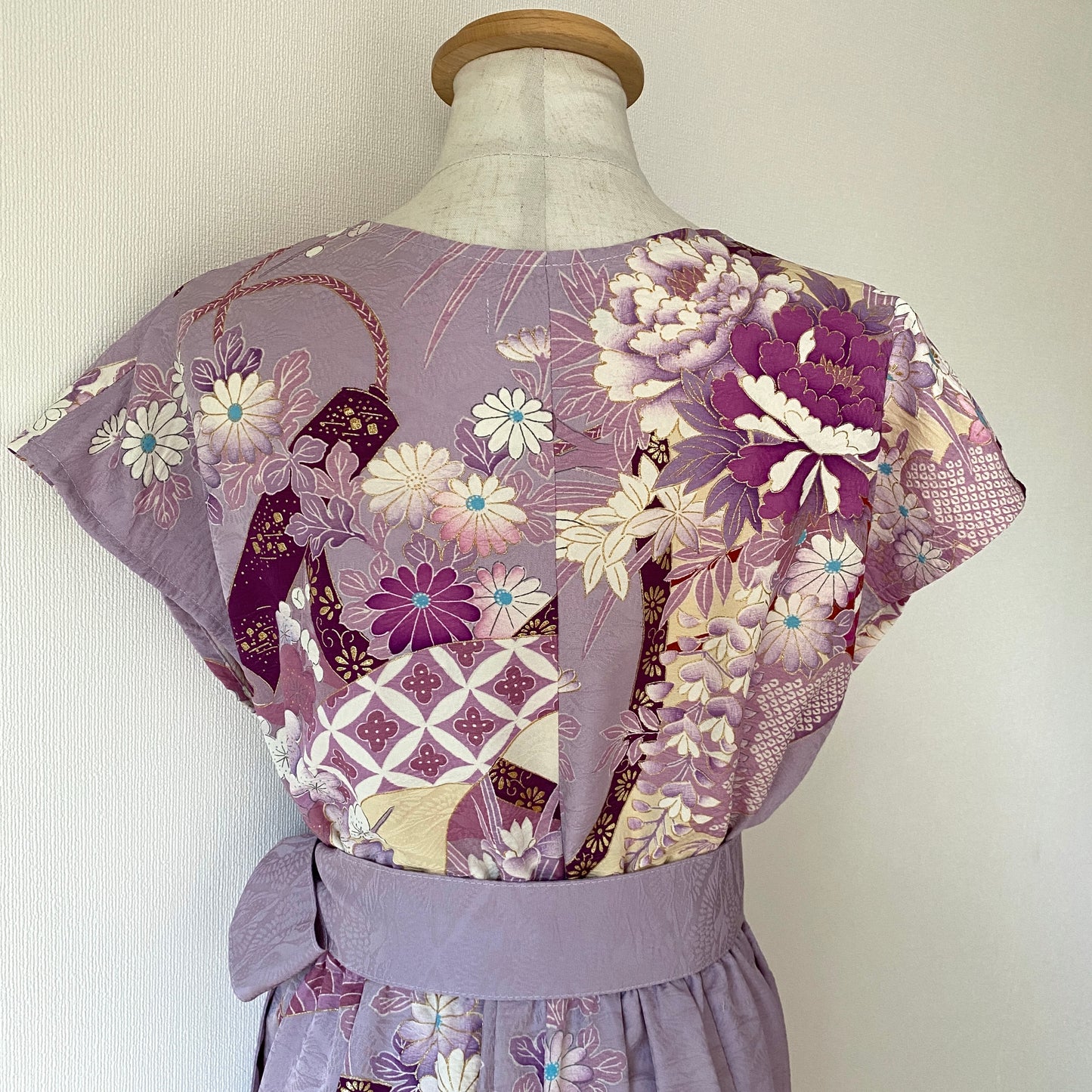 Kimono robe en soie, Furisode, fabriquée à la main, recyclée