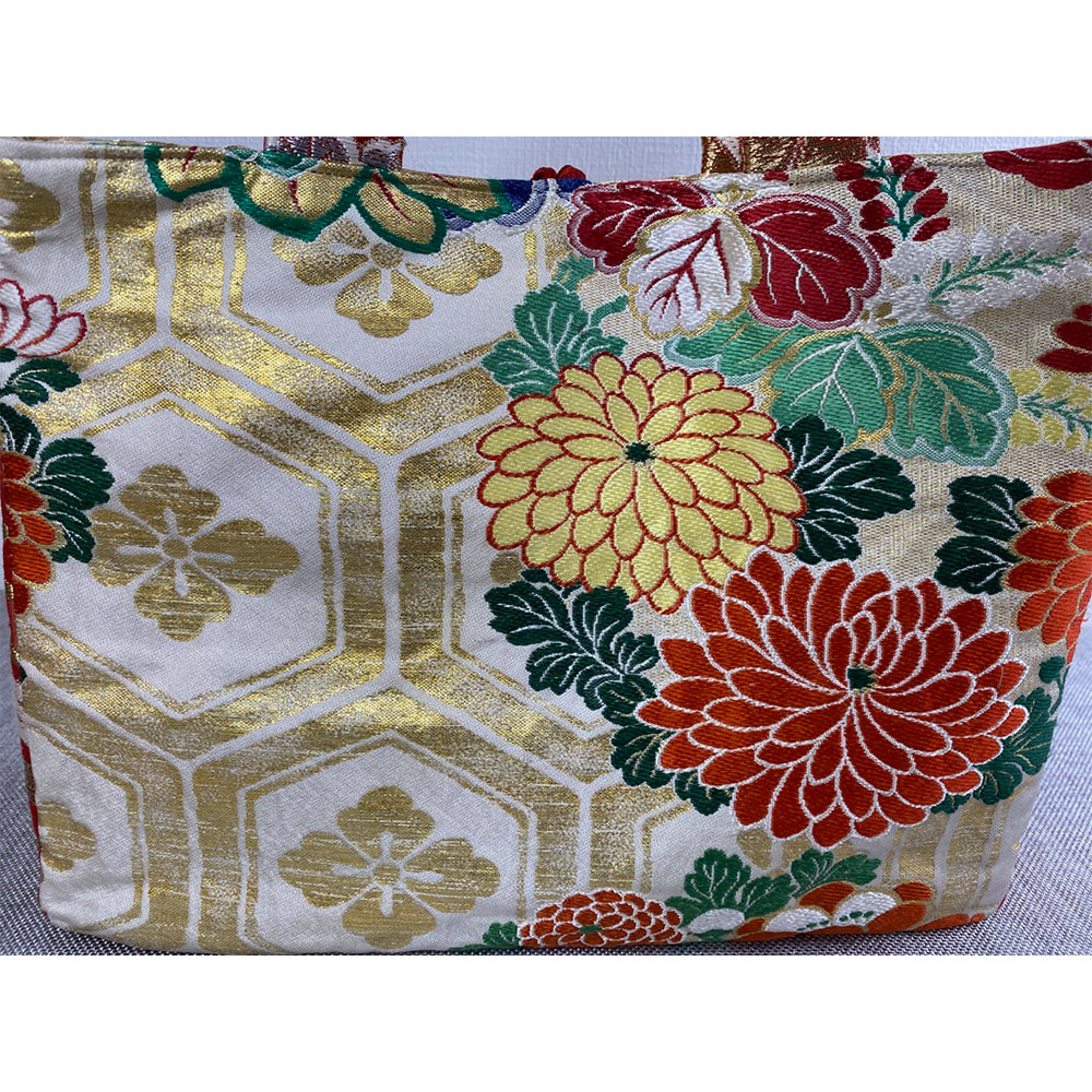 日本のシルク帯ハンドバッグ、手作り、アップサイクル